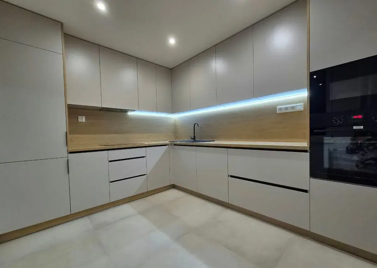 Na predaj 3-izbový byt, Nitra – Chrenová I / 84 m2/