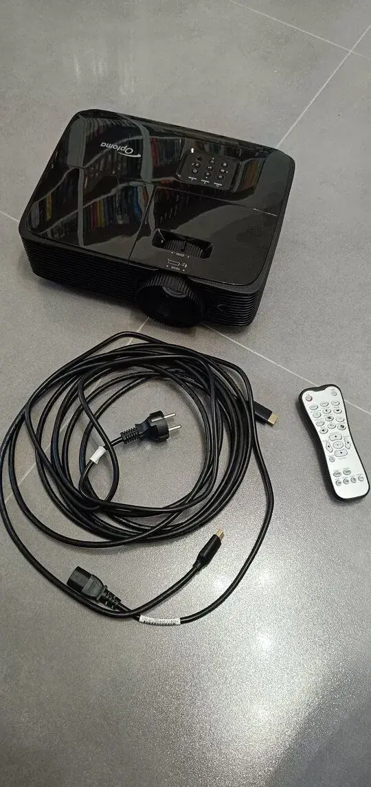 Optoma HD146X full HD