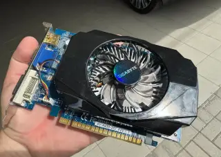 GIGABYTE GV-N430-2GI DDR3