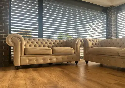 Sedacia súprava Chesterfield + Taburetka
