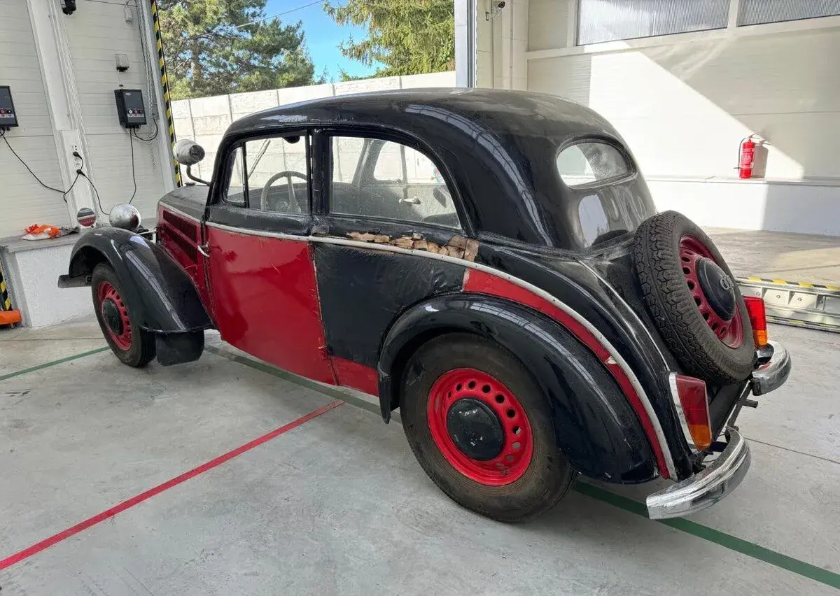 🚗 AUTO UNION DKW F8 – VETERÁN NA RENOVÁCIU