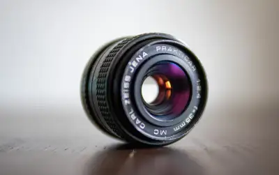Carl Zeiss Jena Prakticar 35mm f2.4 MC Praktica B