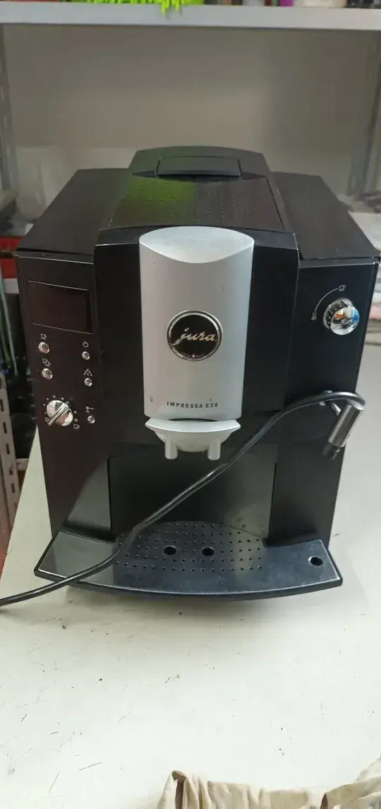 Kavovar jura E20