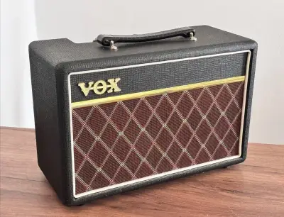Gitarové kombo VOX Pathfinder 10 (krabica + redukcia)