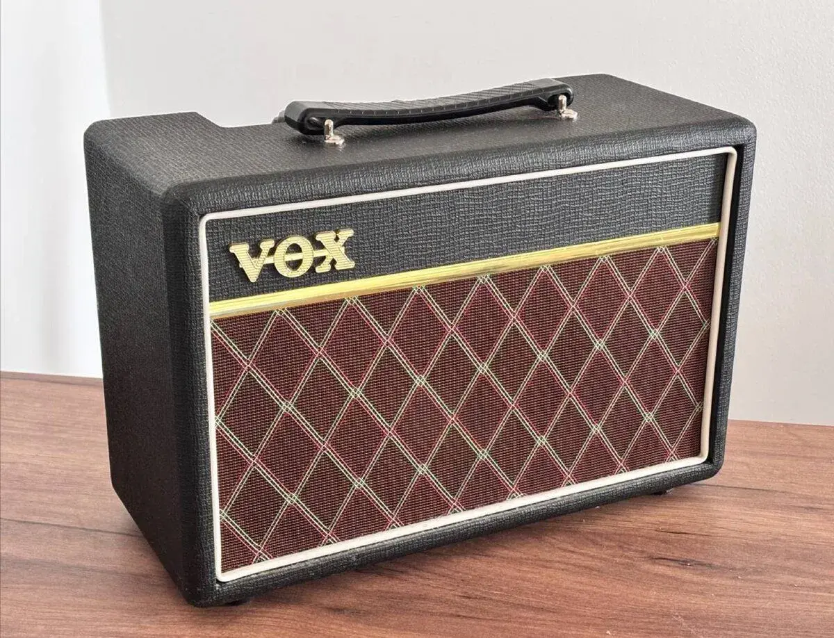 Gitarové kombo VOX Pathfinder 10 (krabica + redukcia)