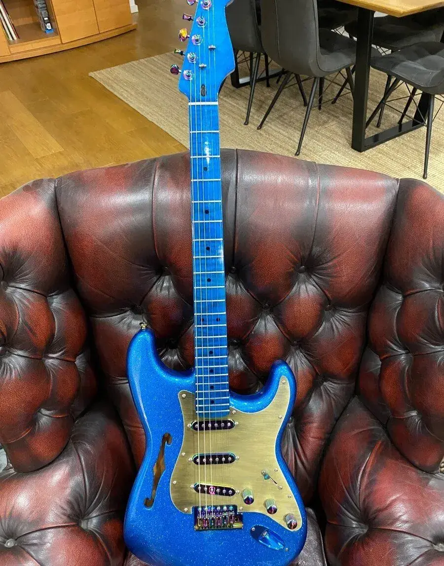 custom thinline stratocaster