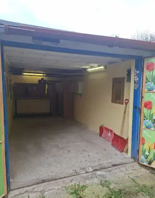 Garáž do nájmu.
