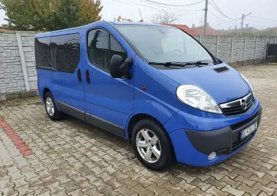 Opel Vivaro – 2013, 100 000 km