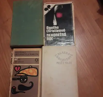 Darujem 4x Agatha Christie