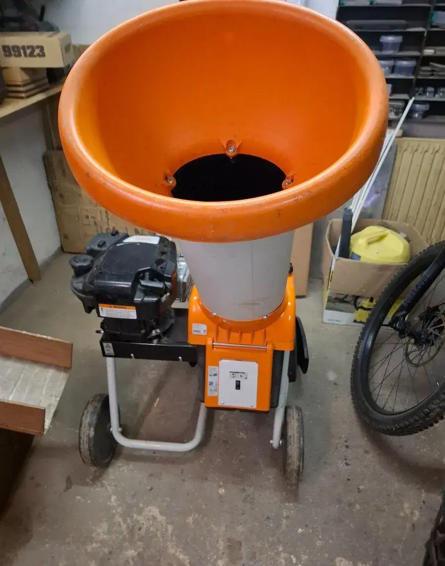 Motorovu drticku stihl