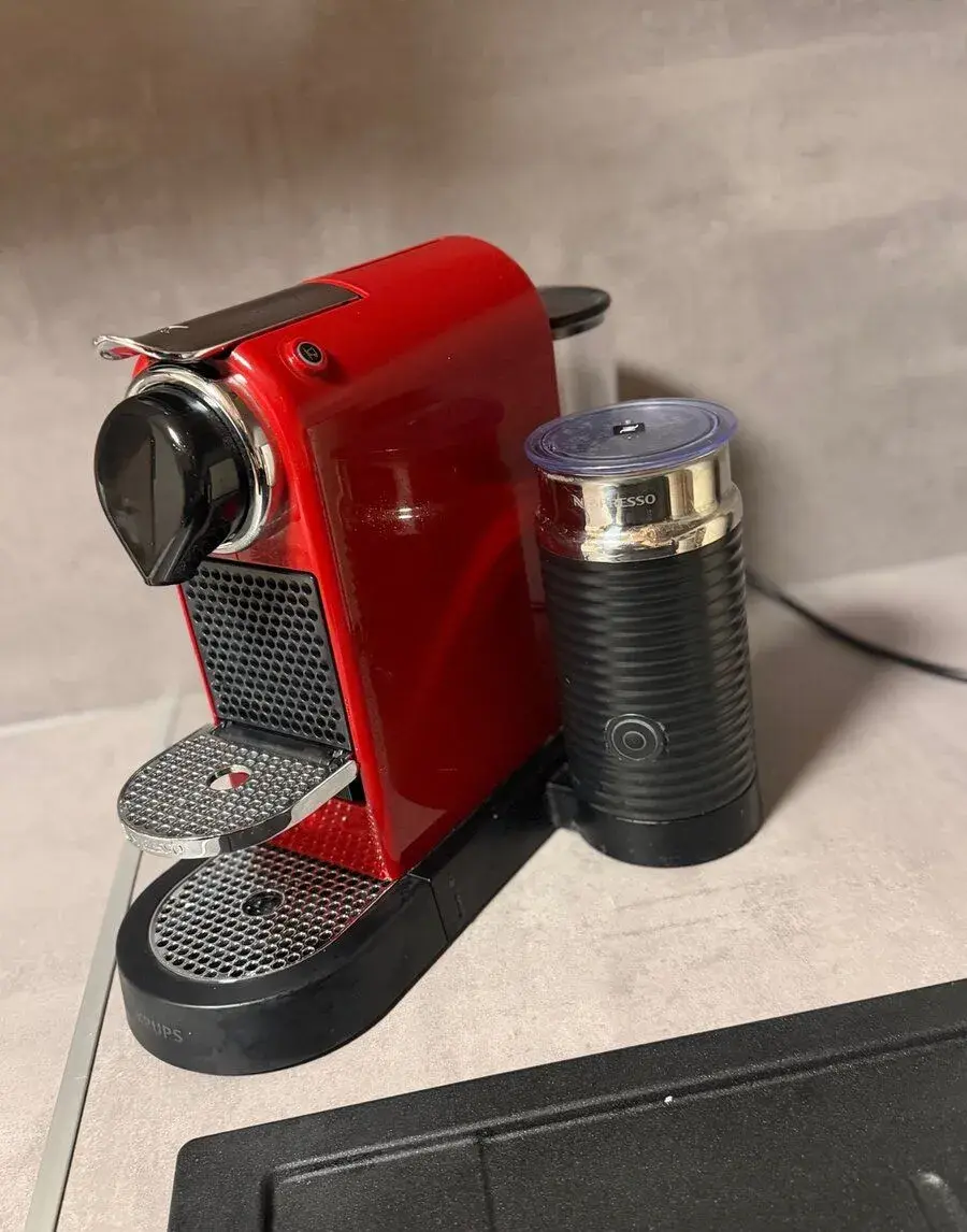 Kapsulový kávovar De'Longhi Nespresso CitiZ&Milk