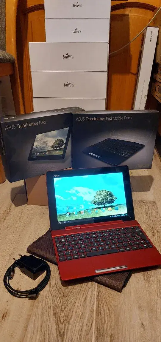ASUS Transformer Pad + Mobile Dock