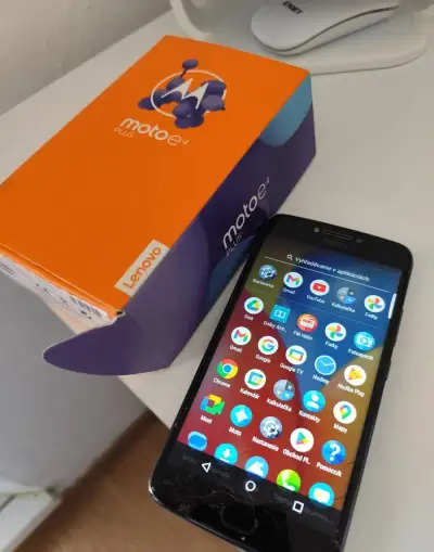 Motorola E4 plus