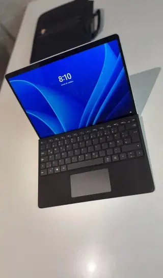 Microsoft Surface 8 pro