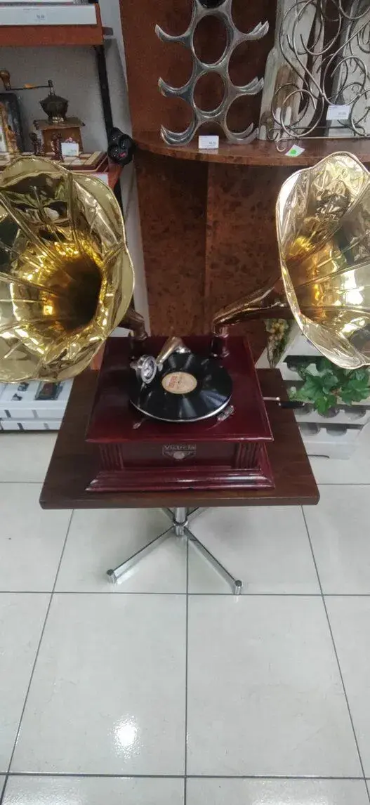 Gramofón duo.