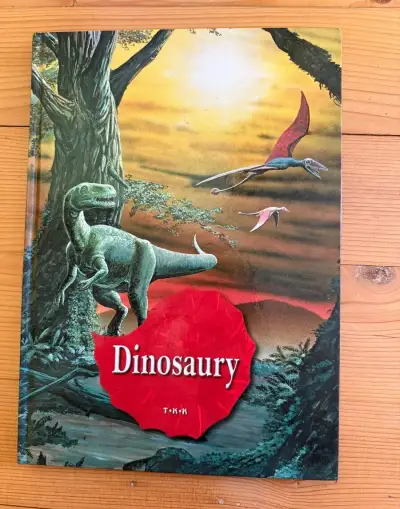 Knihu Dinosaury