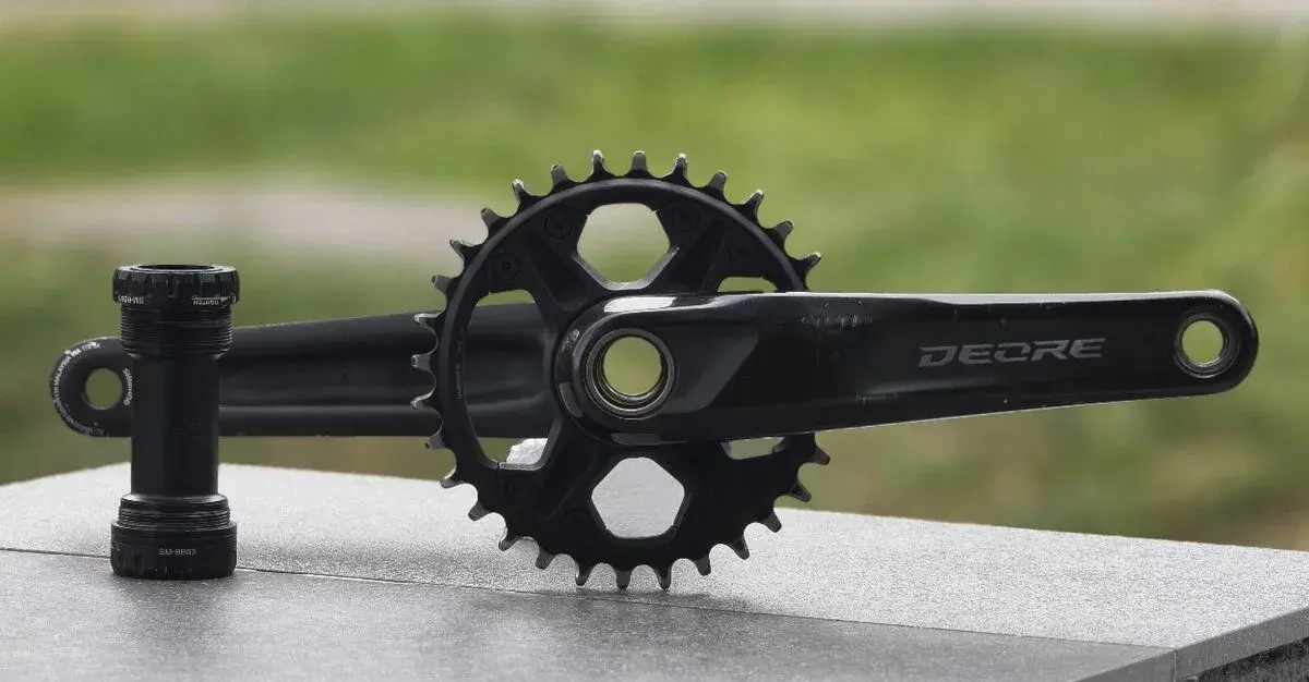 Kluky Shimano FC-M6120 + prevodnik 32z + stredove