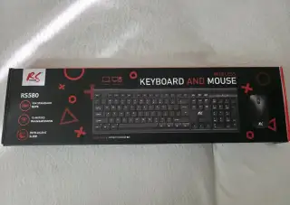 Nová bezdrôtová klávesnica s myšou