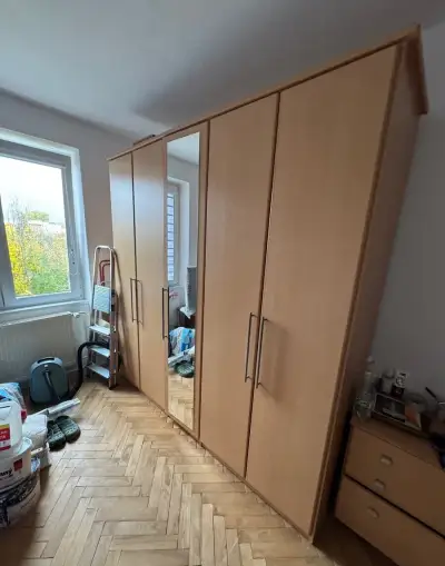 Spálňovú skriňu Diana