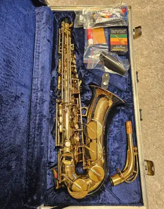 Alt Saxofón AMATI AAS32 ako nový