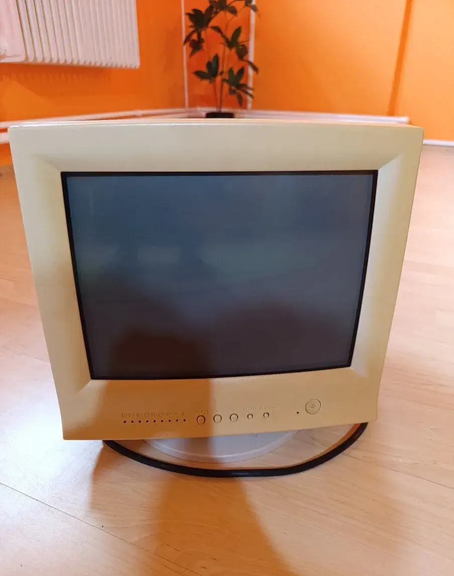 CRT Monitor 14'' Multiscan
