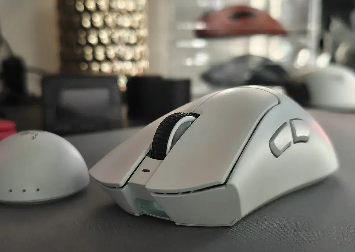 Razer Deathadder V4 Pro [White]