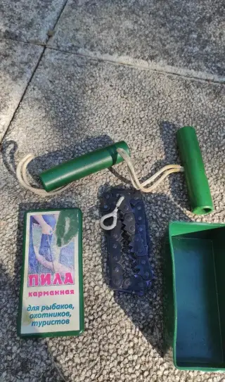 Rucnu rusku retazovu pilu
