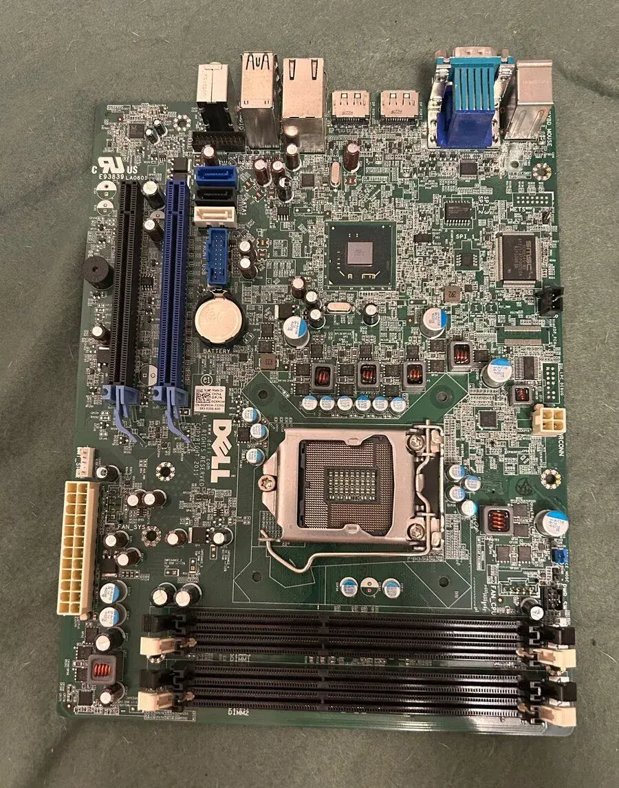 Základné dosky bez procesorov Dell DDR3 aj DDR4