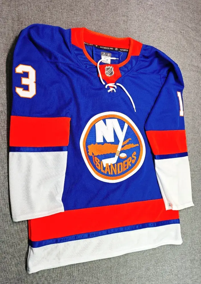 Ney jersey Islanders Matt Barzal velkosť L NHL dres
