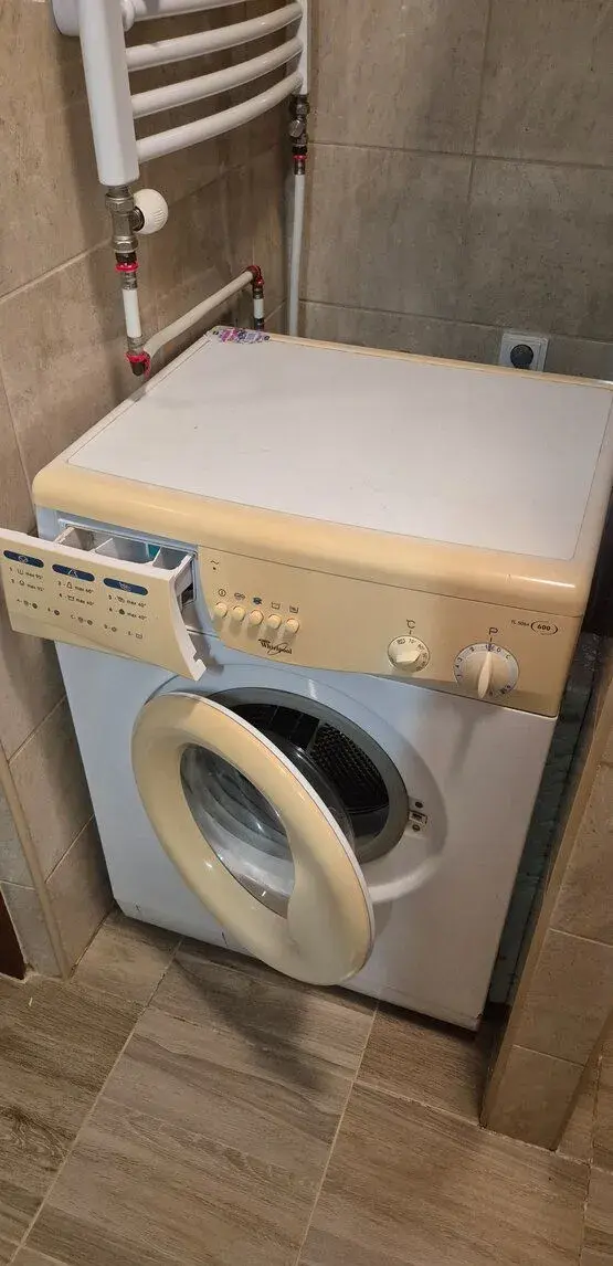 Práčka whirpool