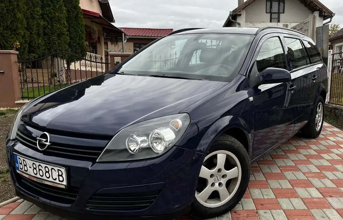 Opel Astra – 2005, 180 000 km