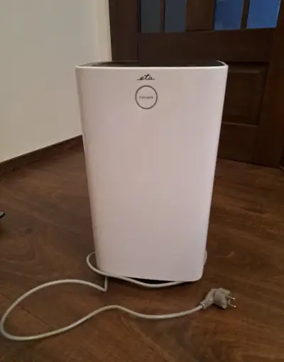 Odvlhcovač vzduchu ETA FAINER