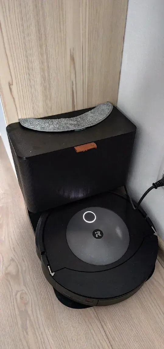 Irobot Roomba J7+
