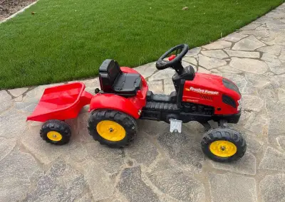 Detsky traktor