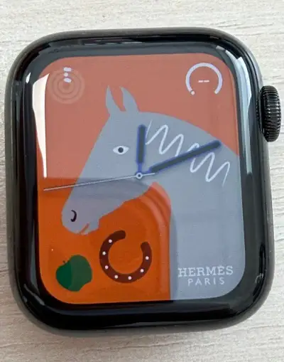 Apple Watch Hermès 5 Space Black Double Tour - kompletný set