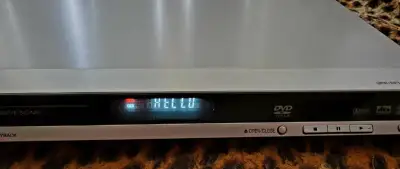 DVD prehrávač značky Panasonic, model Panasonic DVD-S29