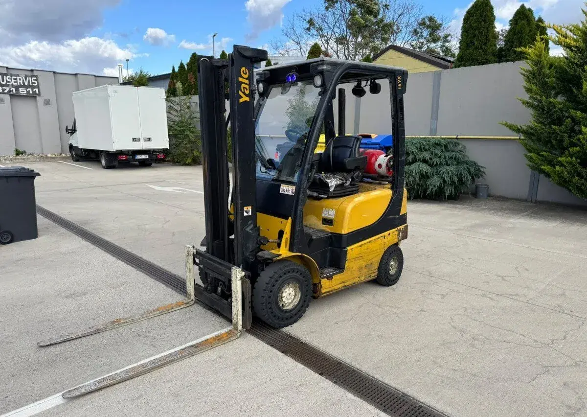 Yale GLP16VX, nosnosť 1600 kg