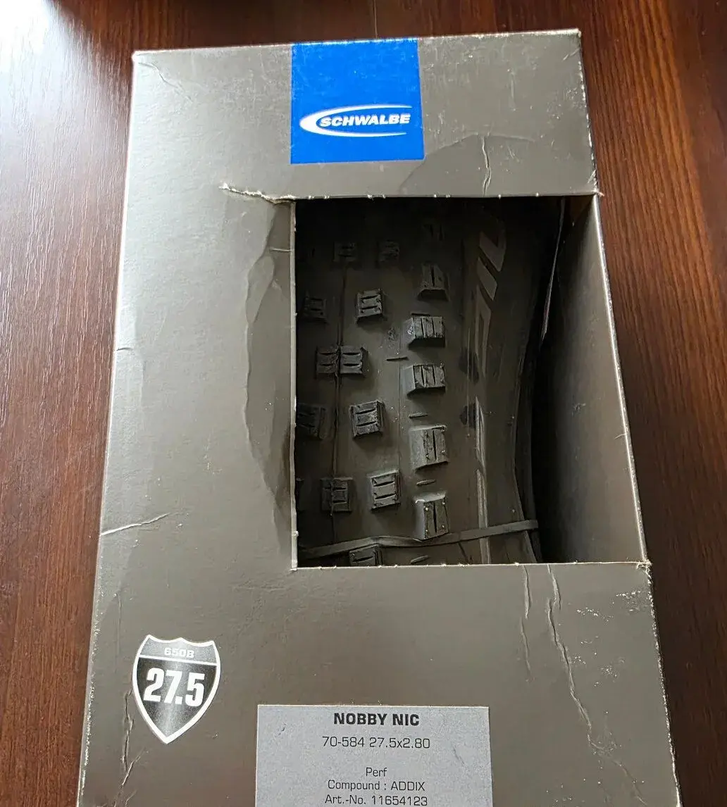 Plášť SCHWALBE NOBBY NIC 27,5 x 2,80