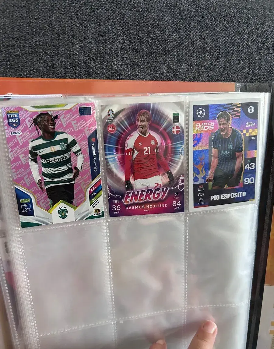 Futbalové kartičky