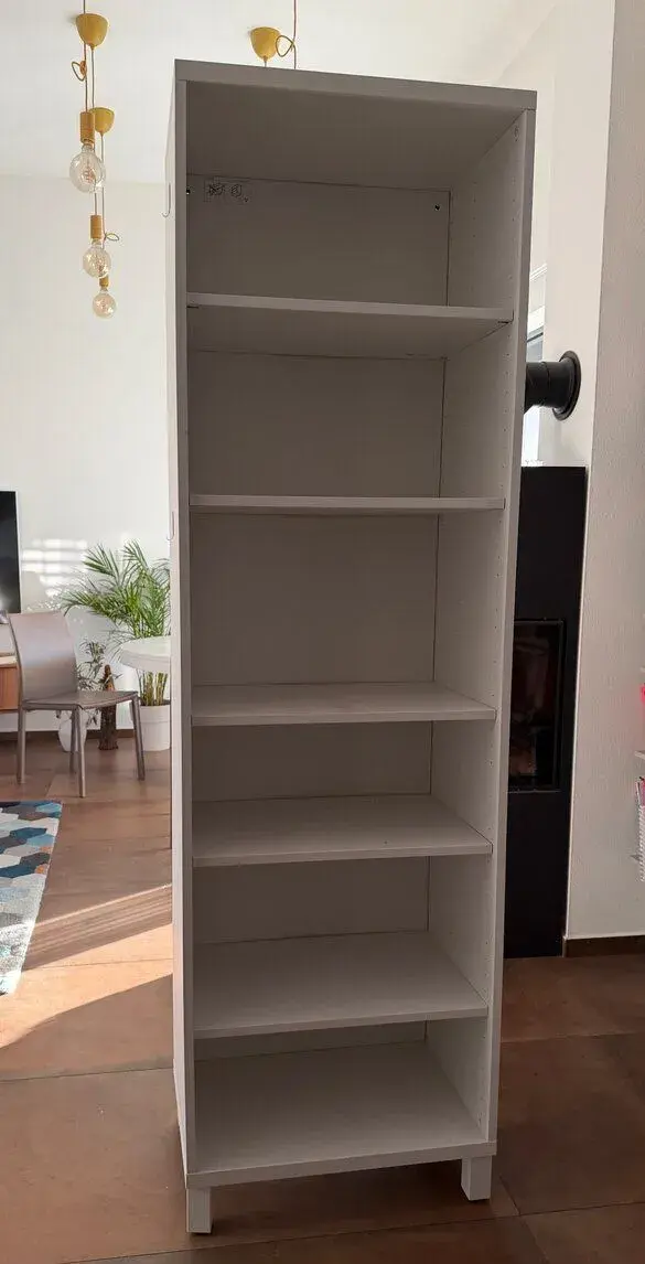 Knižnica, vitrína Ikea