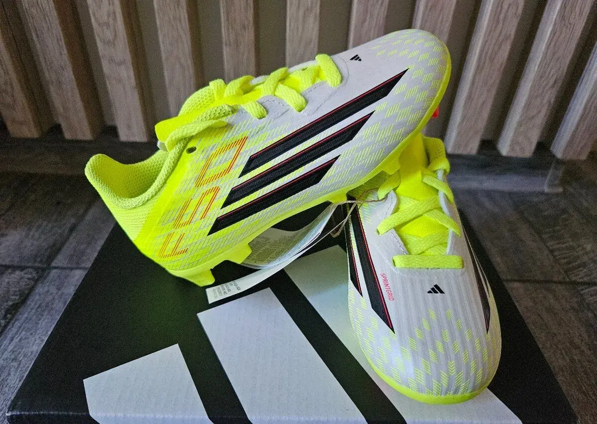 Detské kopačky zn. Adidas F50 League FG/MG J vel. 28
