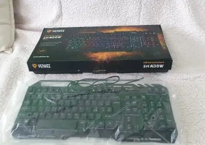 klávesnicu Yenkee Shadow YKB 3200 – SK rozloženie