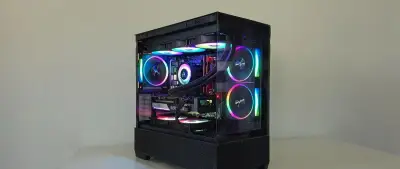 Intel i5 12600K, 32GB Ram, NVME 1TB, RTX 3070 8GB