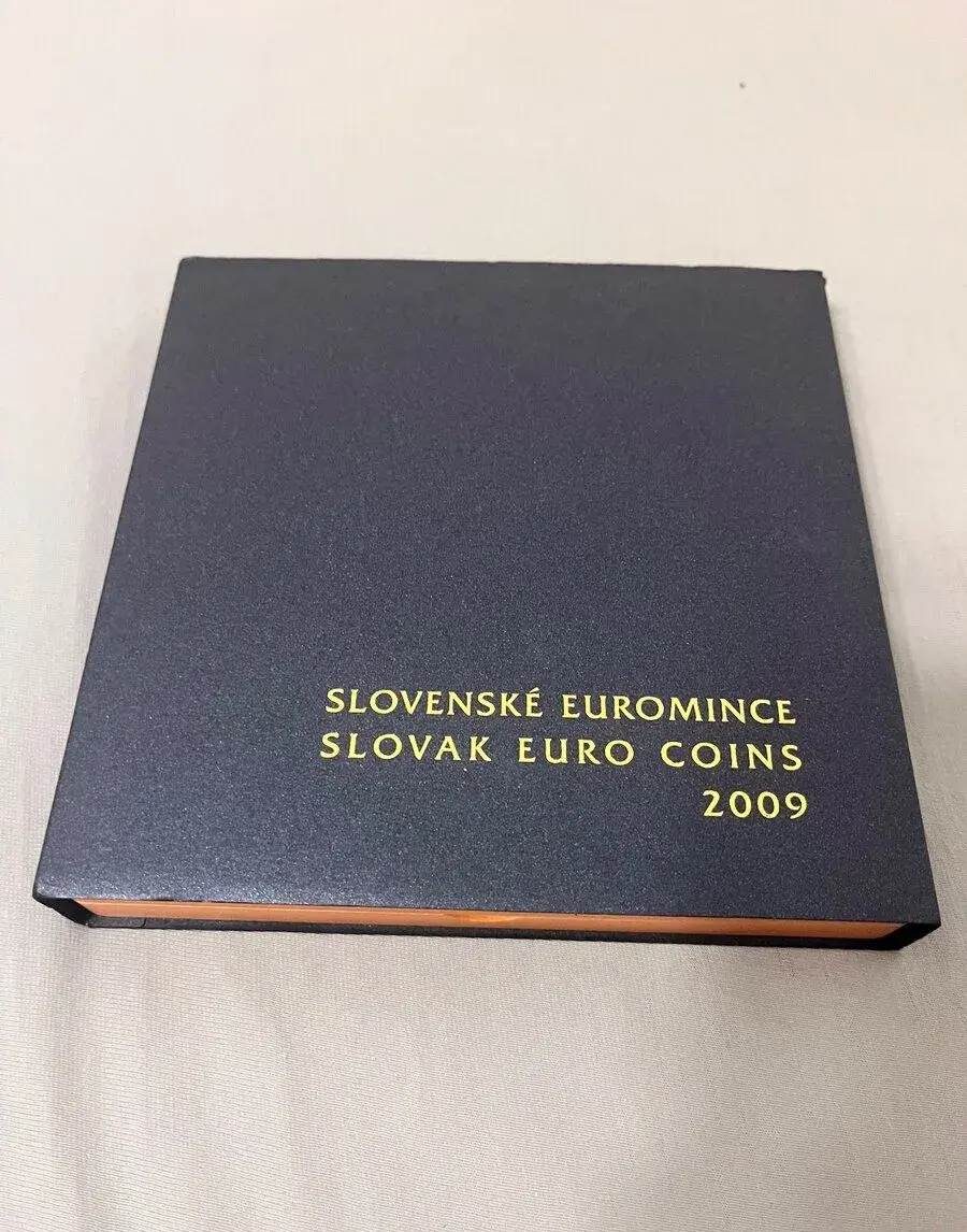 Sada mincí Slovenskej republiky 2009 PROOF v dreve