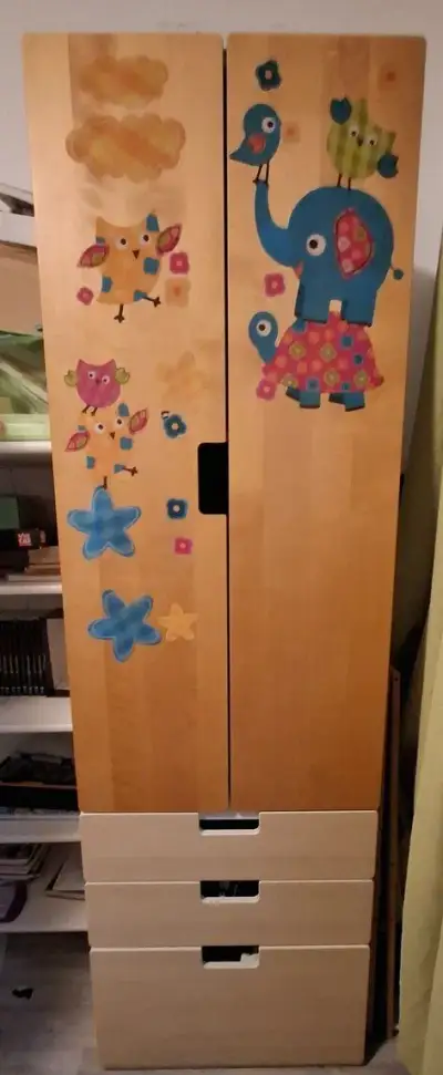 Skrina IKEA darujeme