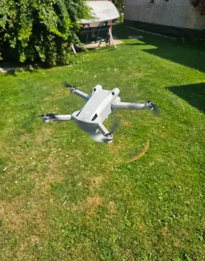 Dron DJI Mini 3 Pro, fly more COMBO