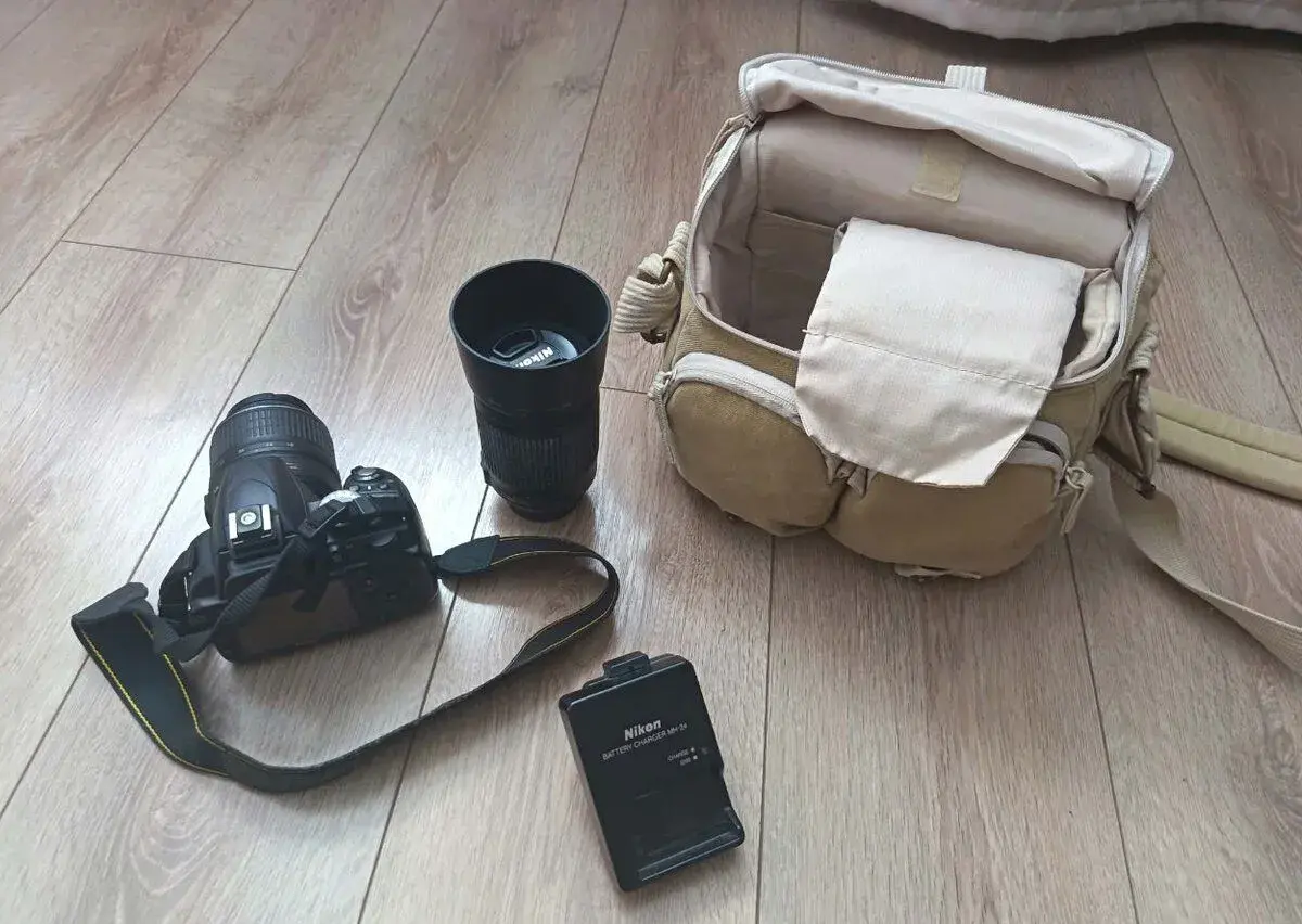 Nikon D3100 s príslušenstvom