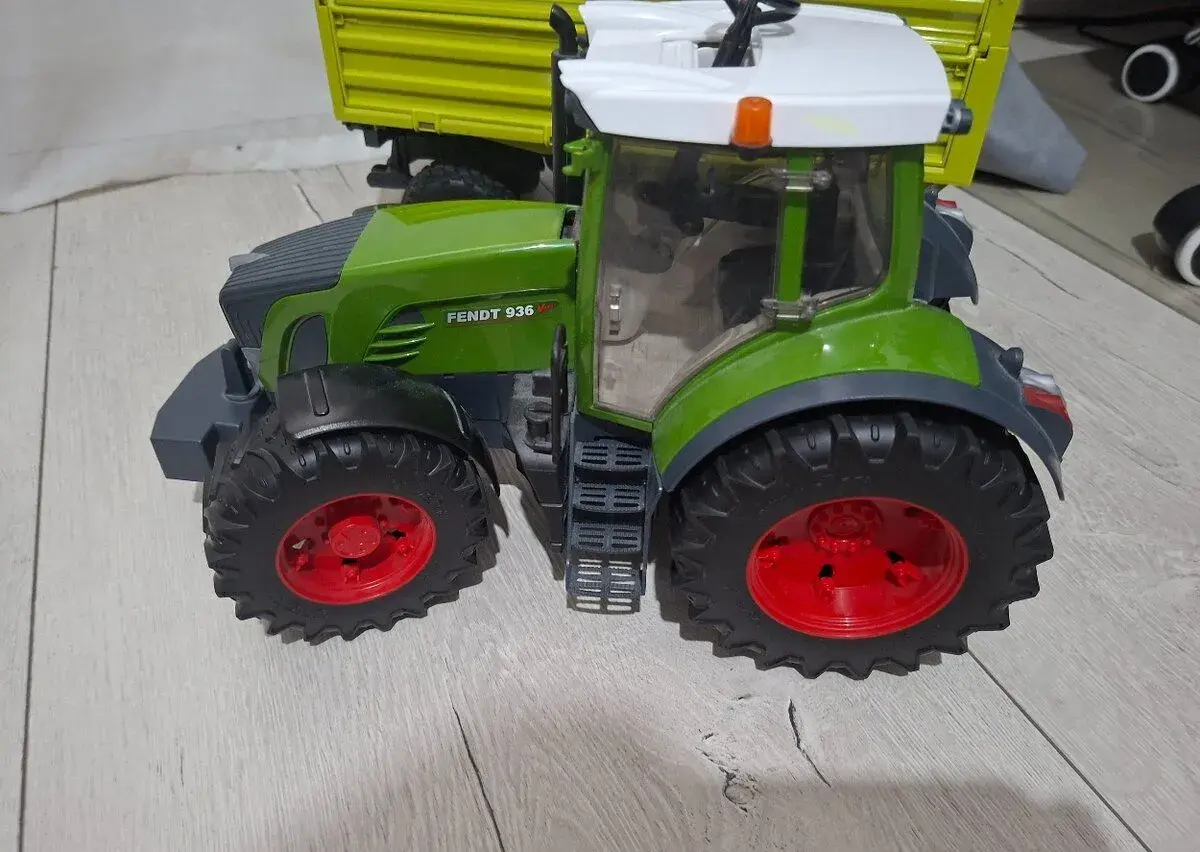 Bruder Fendt 936