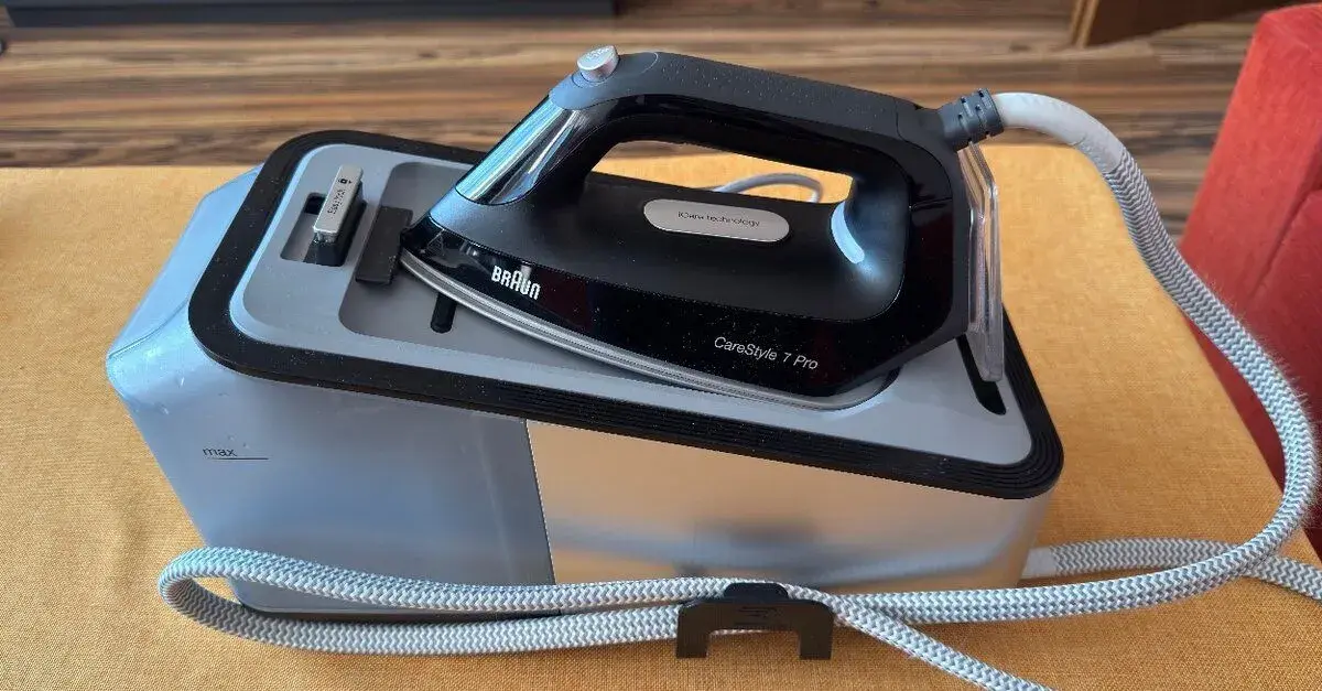 Žehliaci systém BRAUN CareStyle 7 Pro