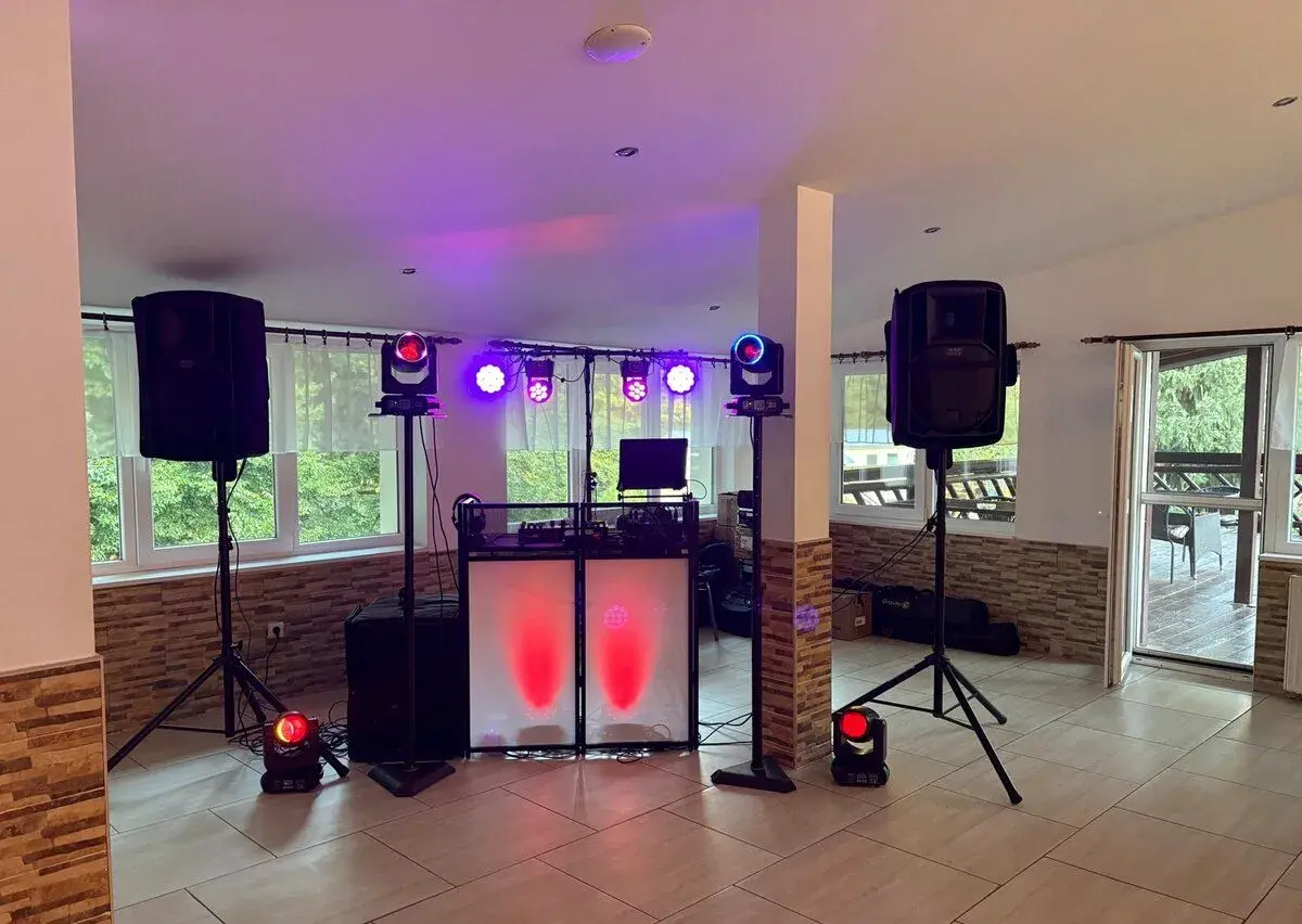 🎧 🎶 🎵 🎉 DJ na vašu oslavu / párty 🎧 🎶 🎵 🎉